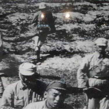 (血染小镇app正版手机版)血染小镇手机正式版：探索诡异小镇背后的惊悚秘密与生存挑战